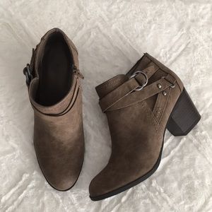 Brown booties size 8 worn once